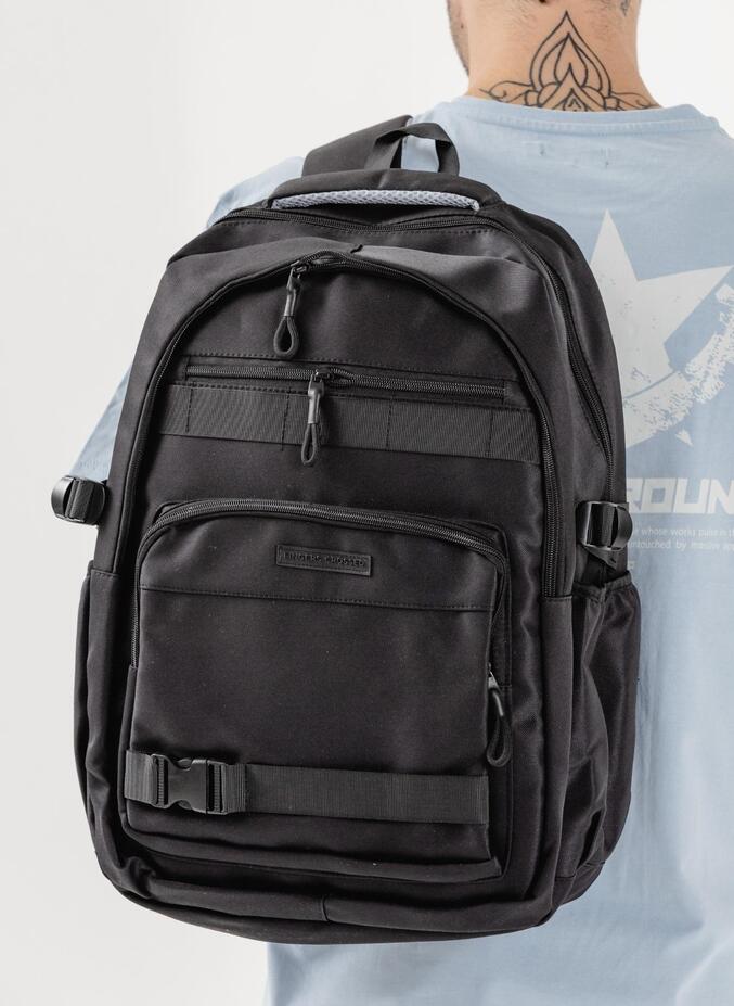 MOCHILA STREETWEAR